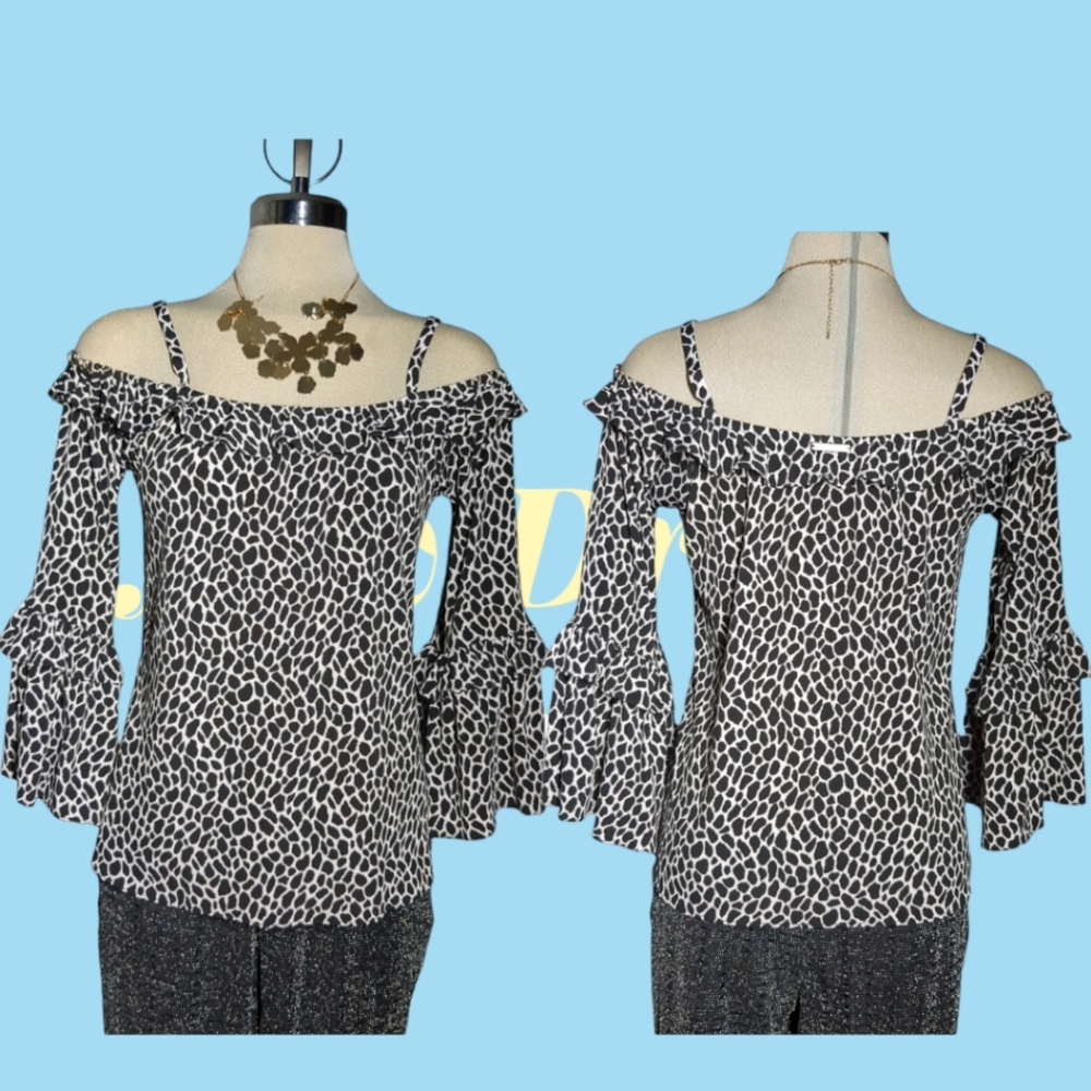 MICHAEL KORS Black and White Open Shoulder Bell Sleeves Size M.